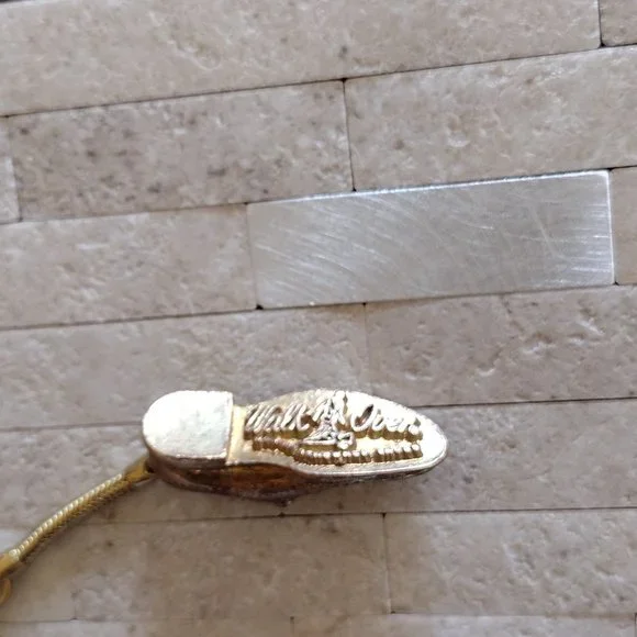 Walk Over Advertising Wing Tip Shoe Keychain - Picture 2 of 4